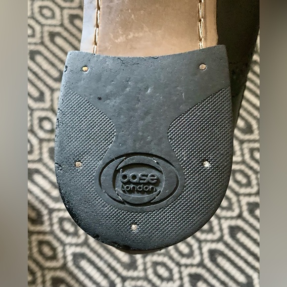 Base London wing tip Oxfords size EU 42 - Picture 10 of 13